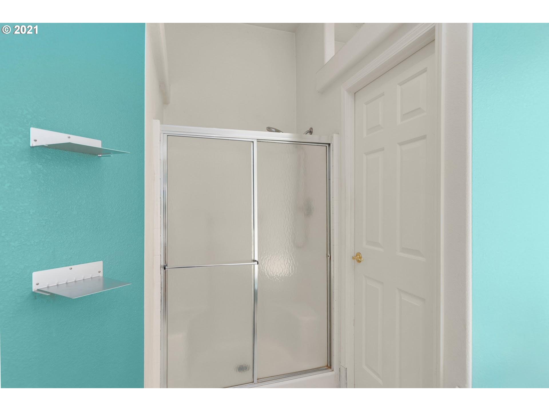 16600 South Kraeft Road Oregon City, OR 97045 - Photo 18 of 32 Gallery Image 18