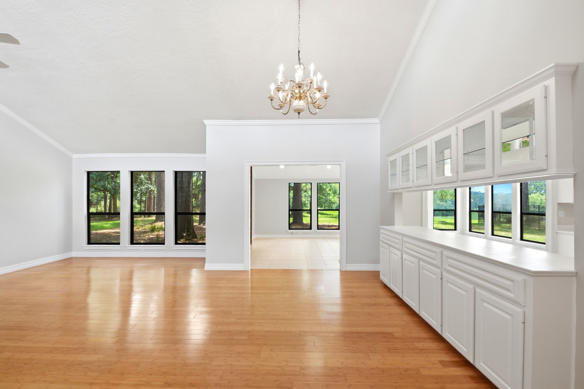 22509 Pebble Beach Way Point Blank, TX 77364 - Photo 14 of 30 Light-filled breakfast area off the kitchen