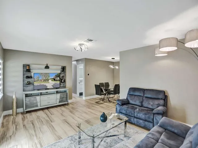 $4,200 | 491 Southeast 23rd Avenue, Pompano Beach, FL 33062