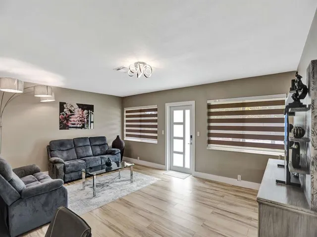 $4,200 | 491 Southeast 23rd Avenue, Pompano Beach, FL 33062