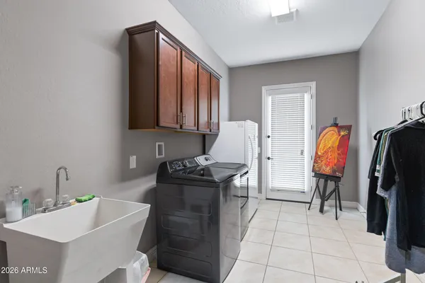 $1,160,000 | 1978 East Indian Wells Drive, Gilbert, AZ 85298