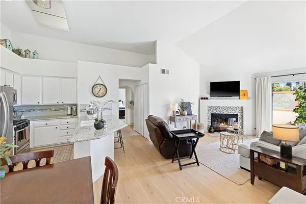 $629,900 | 24392 Acaso, Unit 8, Laguna Hills, CA 92656