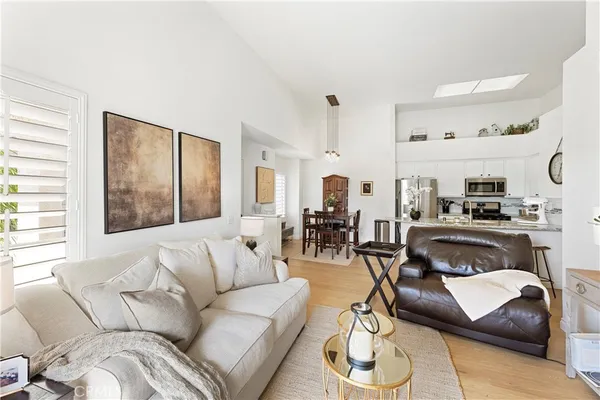 $629,900 | 24392 Acaso, Unit 8, Laguna Hills, CA 92656