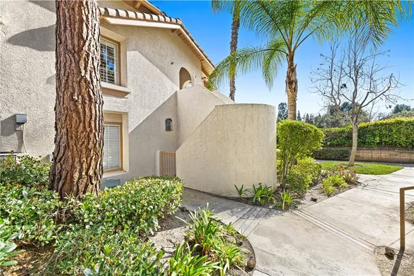 $629,900 | 24392 Acaso, Unit 8, Laguna Hills, CA 92656