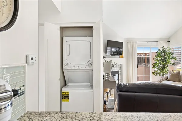 $629,900 | 24392 Acaso, Unit 8, Laguna Hills, CA 92656