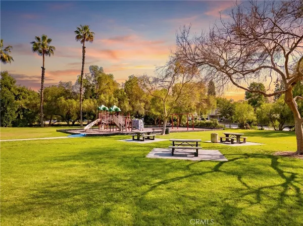 $629,900 | 24392 Acaso, Unit 8, Laguna Hills, CA 92656