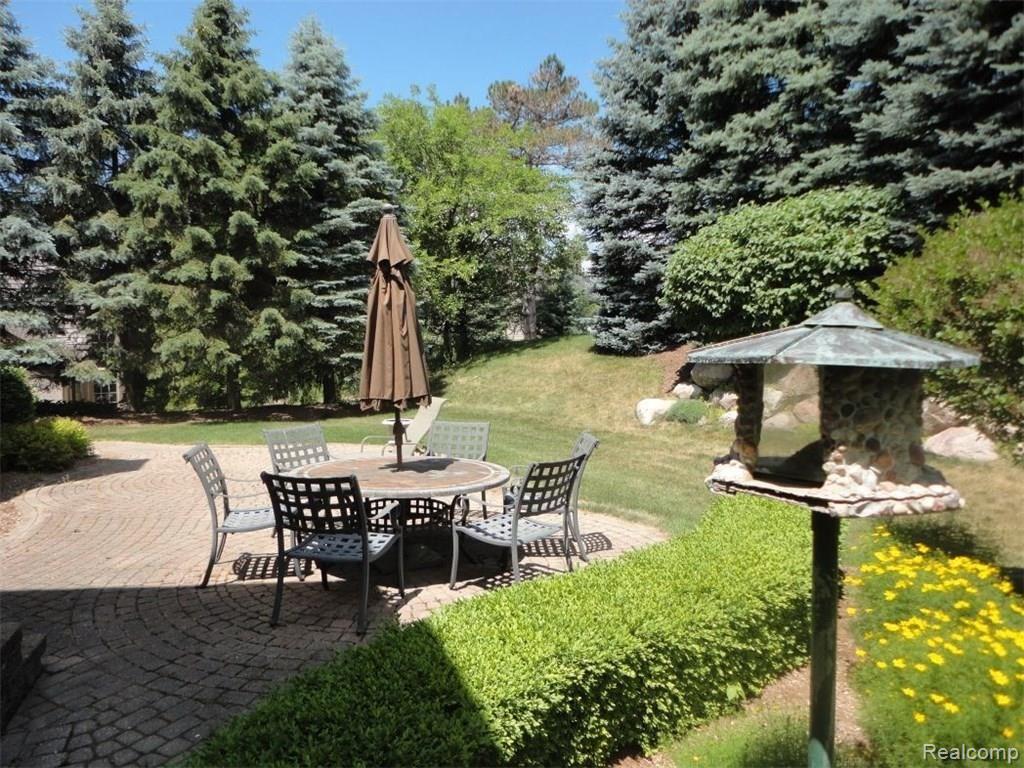 652 Cherry Tree Lane Rochester Hills, MI 48306 - Photo 41 of 42