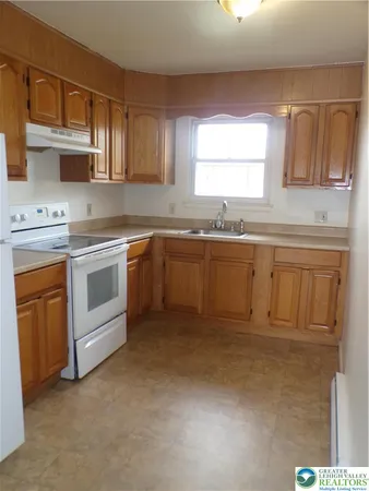 $1,795 | 1337 Livingston Street, Unit 3, Allentown, PA 18102