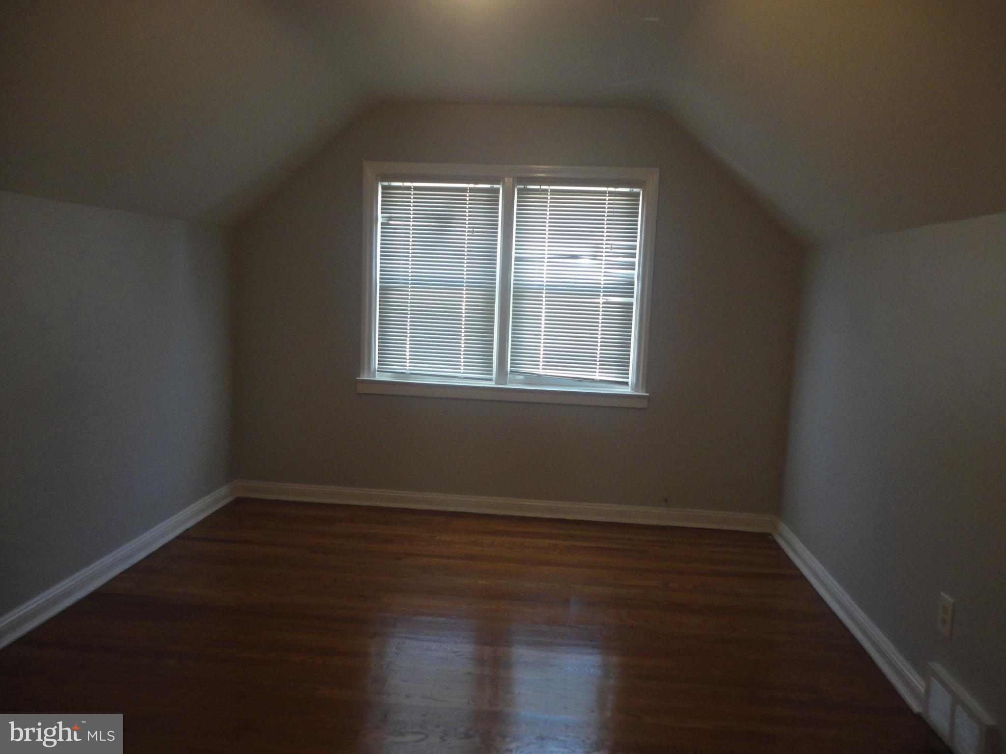 325 Hawarden Road Springfield, PA 19064 - Photo 14 of 27