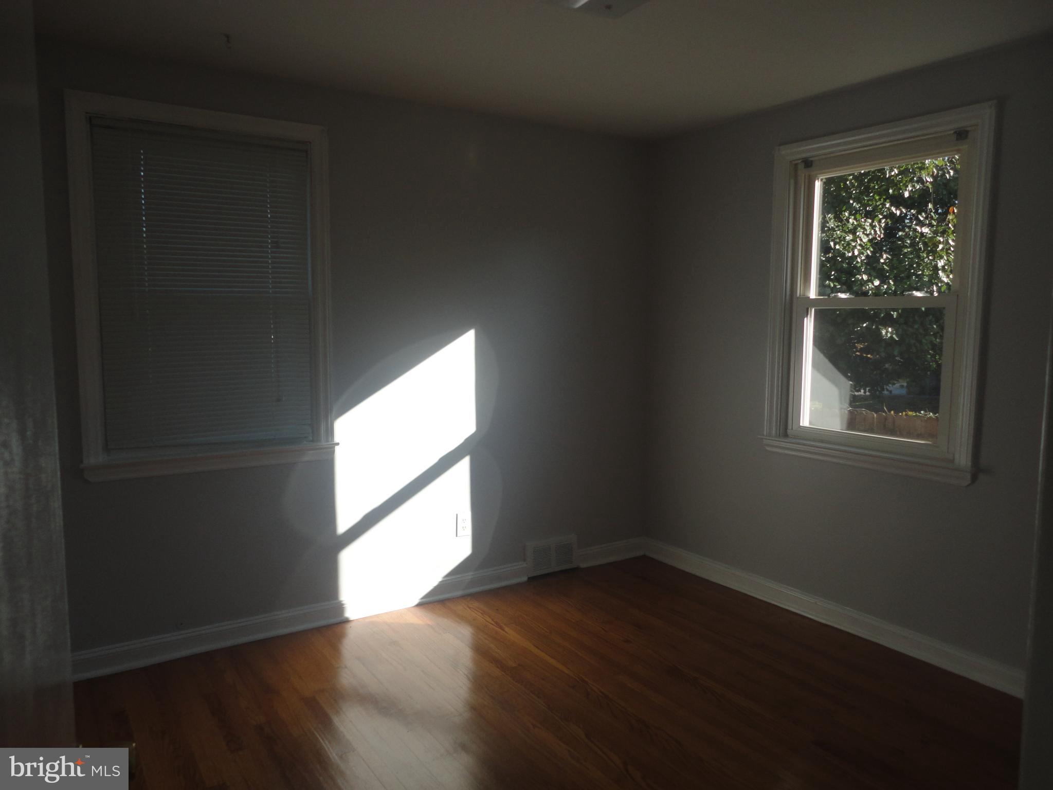 325 Hawarden Road Springfield, PA 19064 - Photo 7 of 27