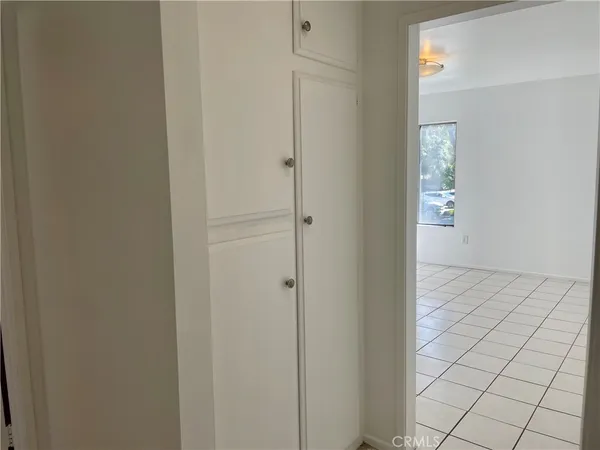 $1,900 | 1000 West MacArthur Boulevard, Unit 87, Santa Ana, CA 92707