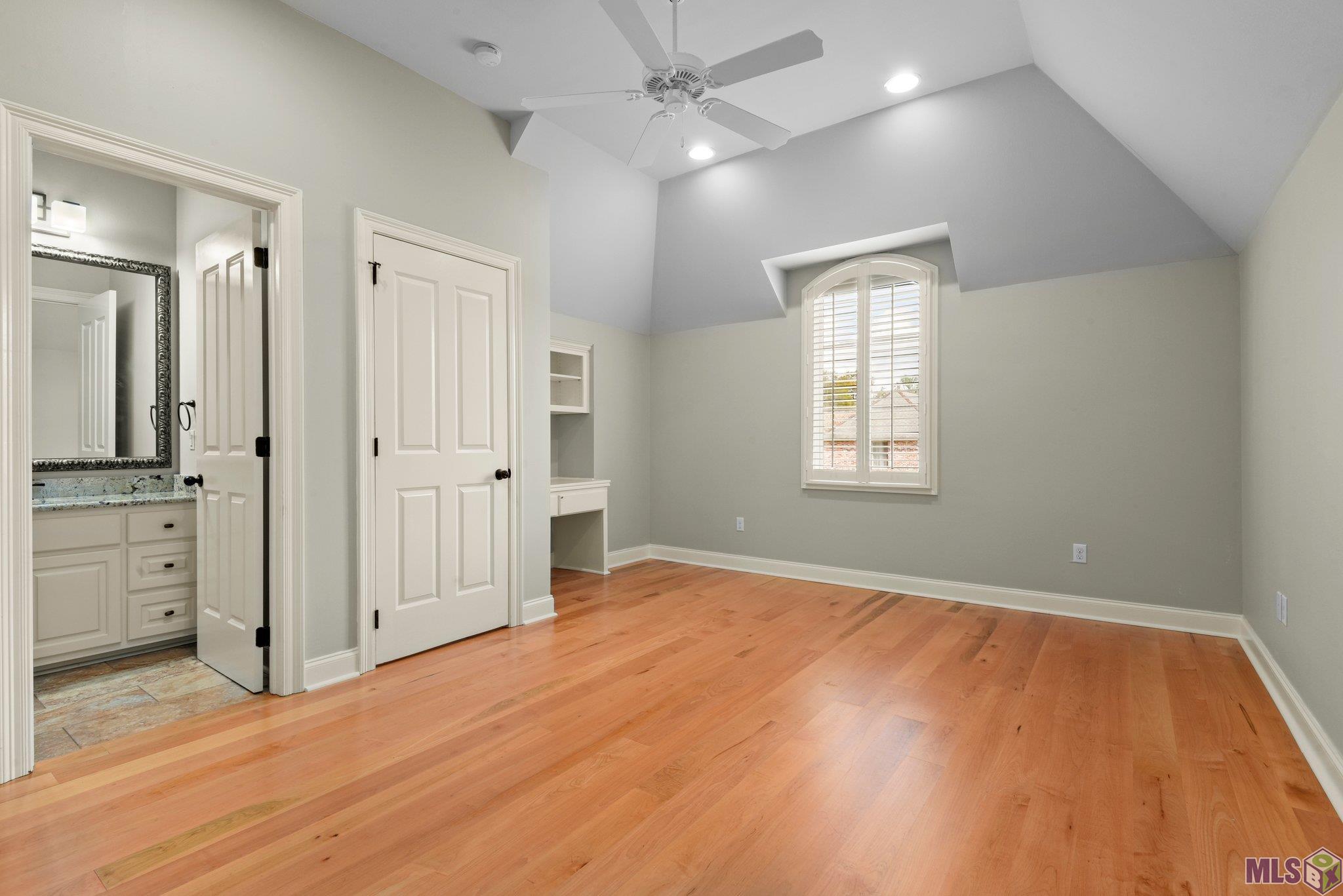 9826 Myrtle Lane Baton Rouge, LA 70810 - Photo 28 of 31 Upstairs Bedroom