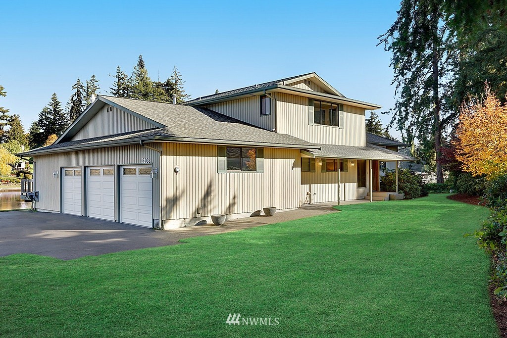 2103 Channel Road East Lake Tapps, WA 98391 - Photo 2 of 25