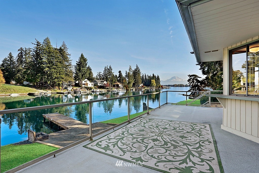 2103 Channel Road East Lake Tapps, WA 98391 - Photo 5 of 25