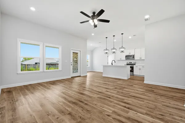 $350,000 | 2801 Blackbird Court, Crestview, FL 32539