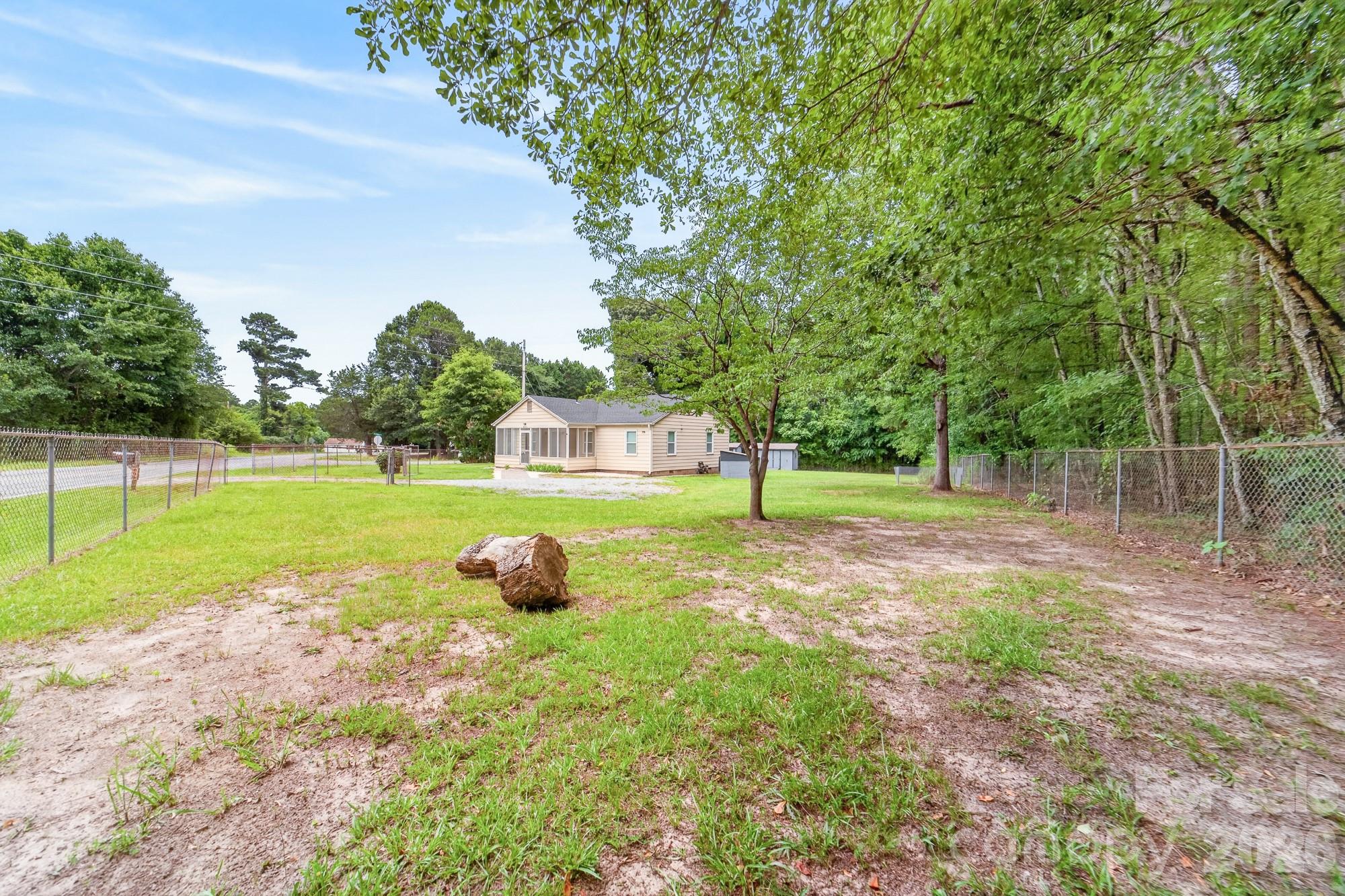 4525 Hemphill Road Gastonia, NC 28056 - Photo 22 of 25