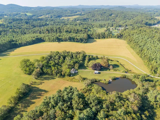 $699,900 | 174 Water Hvn Lane Southeast, Floyd, VA 24091