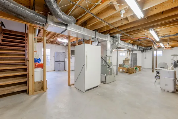 $698,900 | 174 Water Hvn Lane Southeast, Floyd, VA 24091