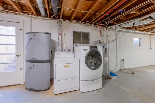 $698,900 | 174 Water Hvn Lane Southeast, Floyd, VA 24091