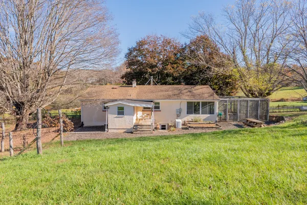 $698,900 | 174 Water Hvn Lane Southeast, Floyd, VA 24091