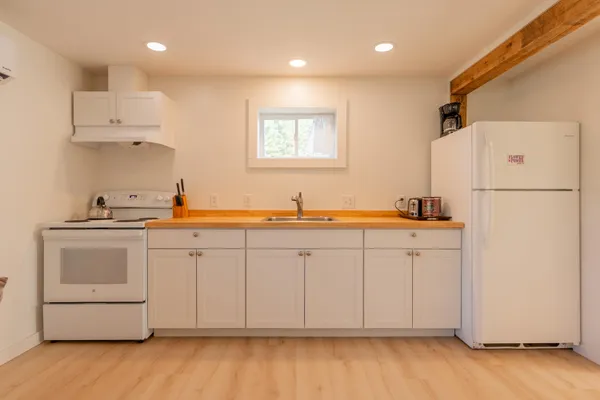 $698,900 | 174 Water Hvn Lane Southeast, Floyd, VA 24091