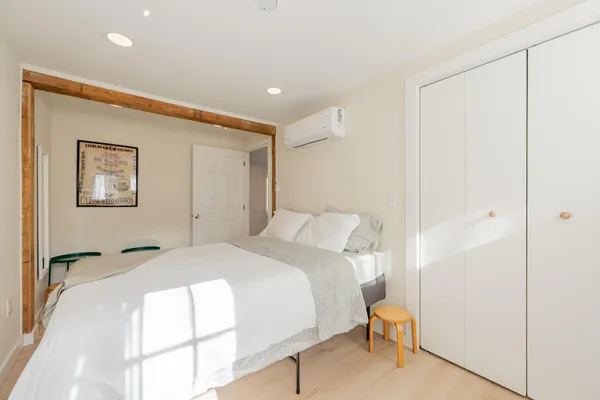 $698,900 | 174 Water Hvn Lane Southeast, Floyd, VA 24091