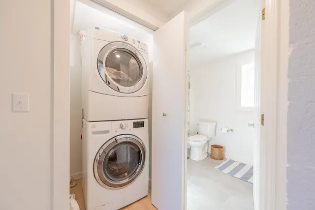 $699,900 | 174 Water Hvn Lane Southeast, Floyd, VA 24091