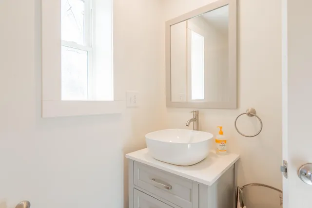 $699,900 | 174 Water Hvn Lane Southeast, Floyd, VA 24091