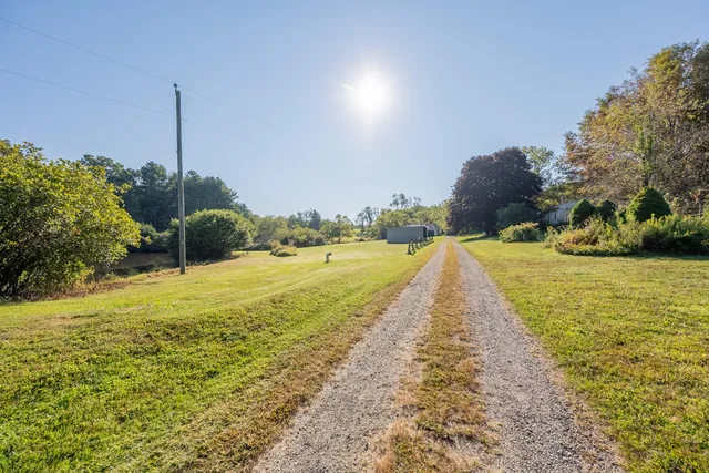 $699,900 | 174 Water Hvn Lane Southeast, Floyd, VA 24091