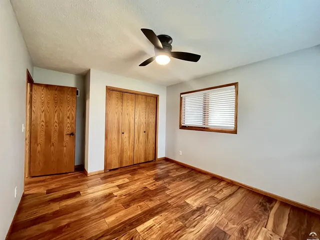 $379,900 | 1316 East 19th Avenue, Hutchinson, KS 67502