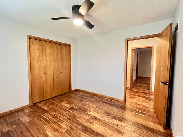 $379,900 | 1316 East 19th Avenue, Hutchinson, KS 67502