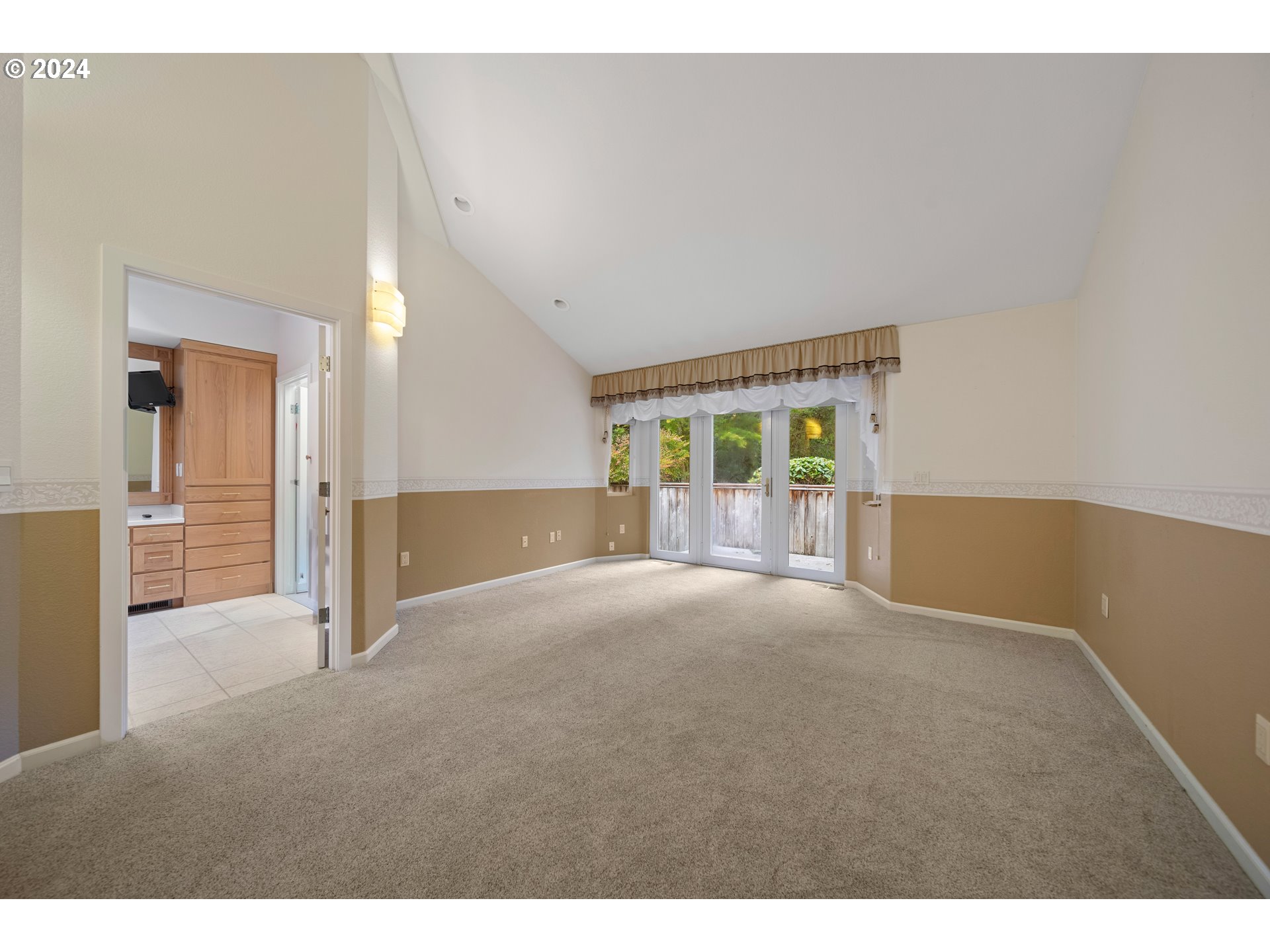 1561 Deans Creek Road Reedsport, OR 97467 - Photo 14 of 48