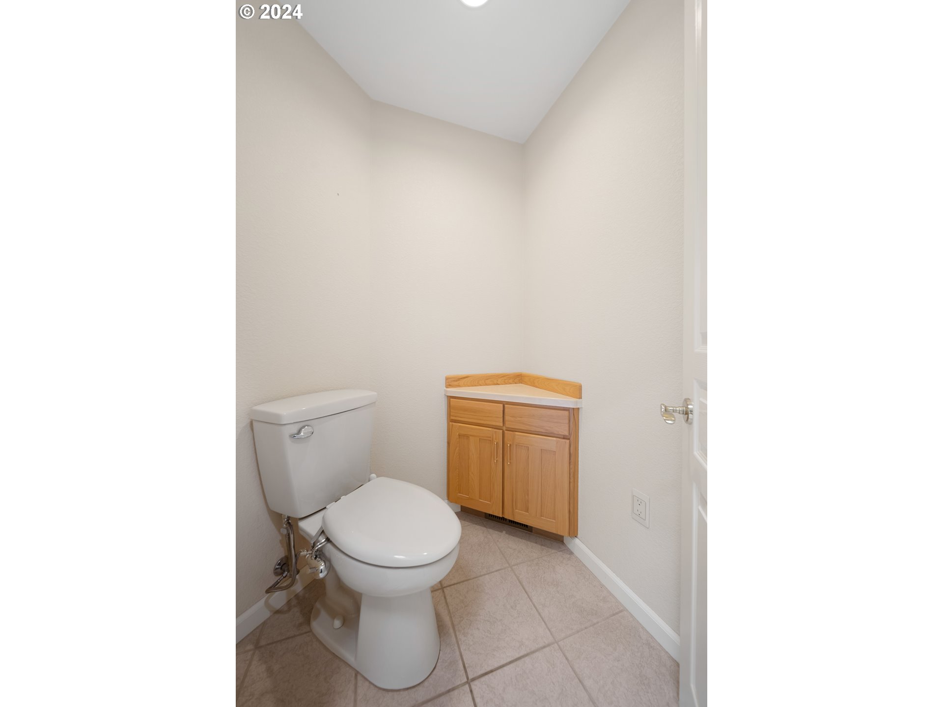 1561 Deans Creek Road Reedsport, OR 97467 - Photo 18 of 48