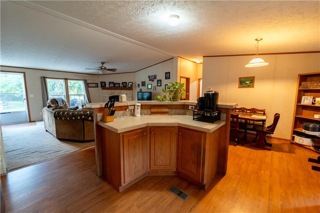 14624 Marion Road Fredonia, KS 66736 - Photo 11 of 77