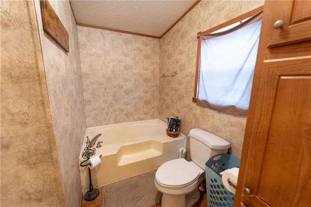 $230,000 | 14624 Marion Road, Fredonia, KS 66736