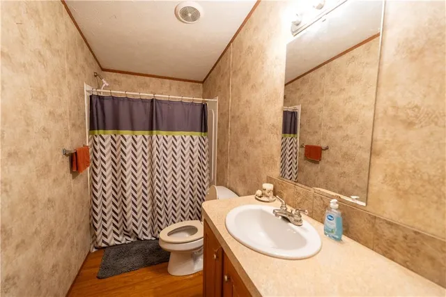 $230,000 | 14624 Marion Road, Fredonia, KS 66736