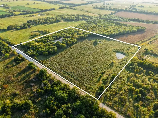 $230,000 | 14624 Marion Road, Fredonia, KS 66736