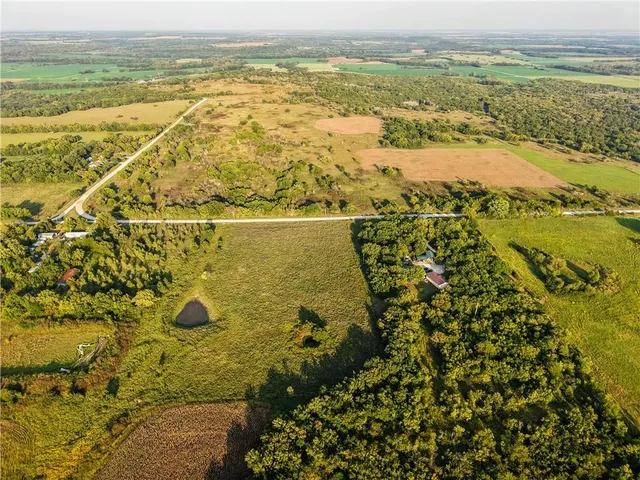 $230,000 | 14624 Marion Road, Fredonia, KS 66736