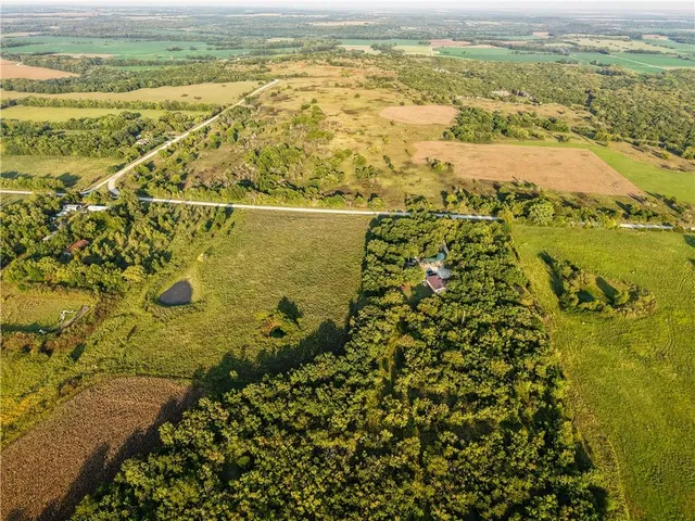 $230,000 | 14624 Marion Road, Fredonia, KS 66736