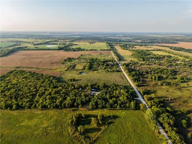 $230,000 | 14624 Marion Road, Fredonia, KS 66736