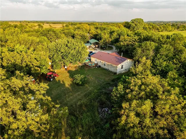 $230,000 | 14624 Marion Road, Fredonia, KS 66736
