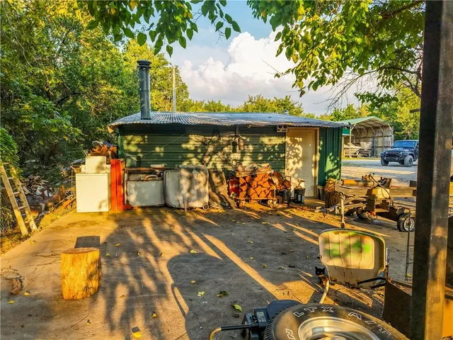 $230,000 | 14624 Marion Road, Fredonia, KS 66736