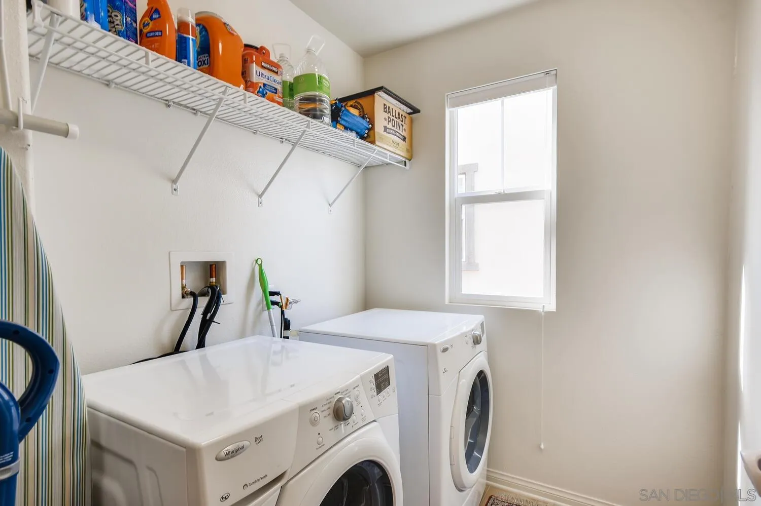 1223 Mason Road Chula Vista, CA 91913 - Photo 20 of 24 a utility room with dryer and washer