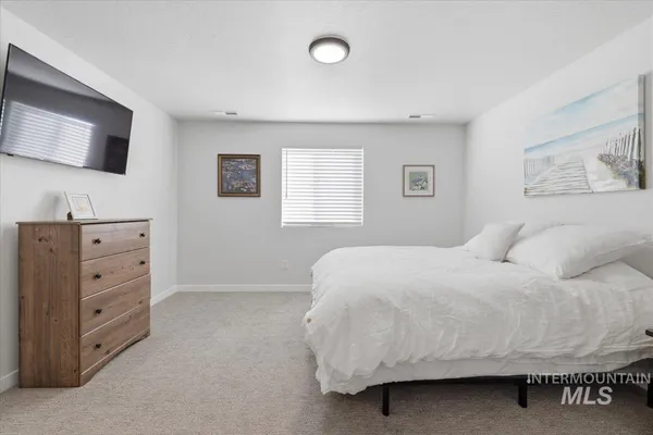 $389,990 | 5496 South Desert Cactus Avenue, Meridian, ID 83642