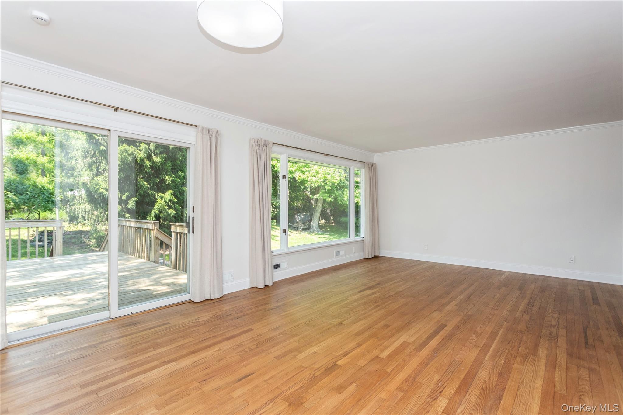 9 Marlene Court Rye, NY 10580 - Photo 5 of 37