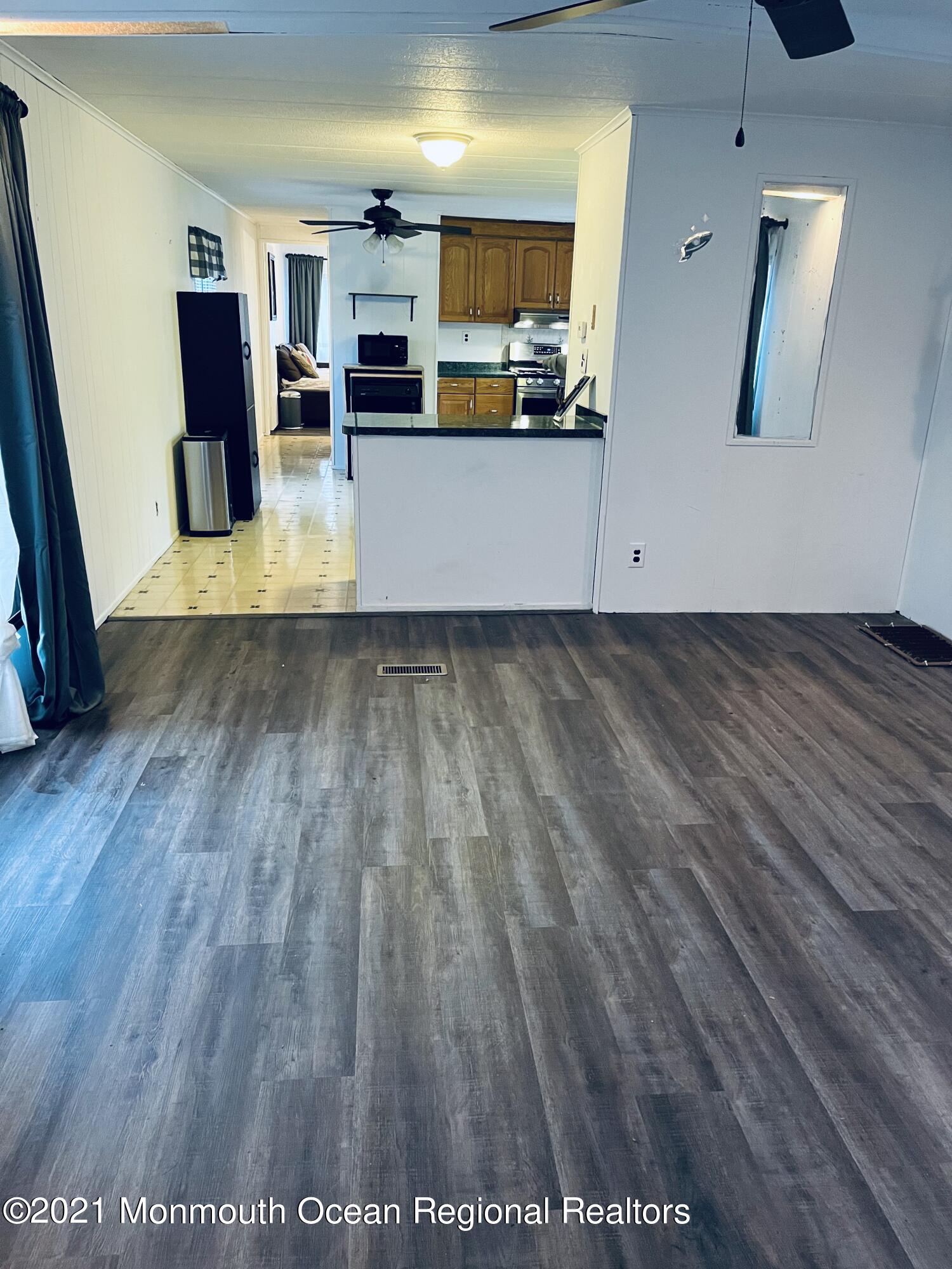 457 Lane East Hazlet, NJ 07730 - Photo 6 of 24 FBC9B598-BBB8-4C32-B0AC-4D278C0F1CD0_1_2