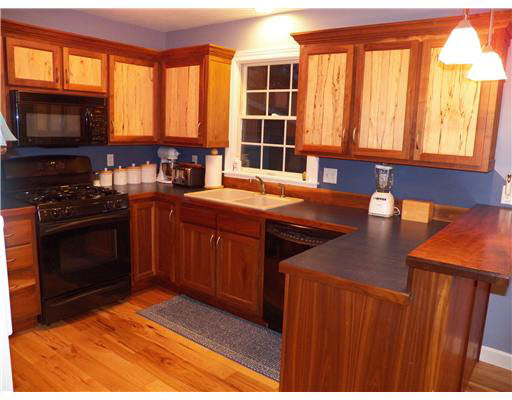 52156 Hickory Road Granger, IN 46530 - Photo 4 of 12 Gallery Image 4