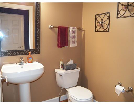 52156 Hickory Road Granger, IN 46530 - Photo 7 of 12 Gallery Image 7