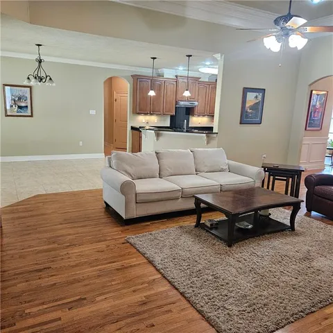 $550,000 | 1043 Tallowtree Drive, Mandeville, LA 70448