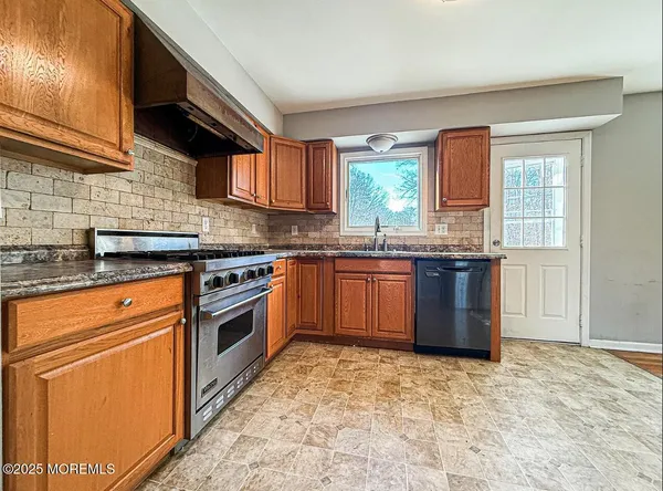 $3,950 | 532 Frank Applegate Road, Jackson, NJ 08527